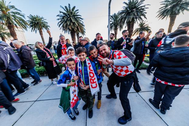 Split: Atmosefra na splitskoj rivi uoči početka utakmice UEFA Lige nacija Hrvatska - Francuska