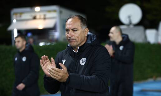 Zrinjski dobio Vele&zcaron;, &Scaron;timac o sucu: 'On gura, ali Bog ne da'