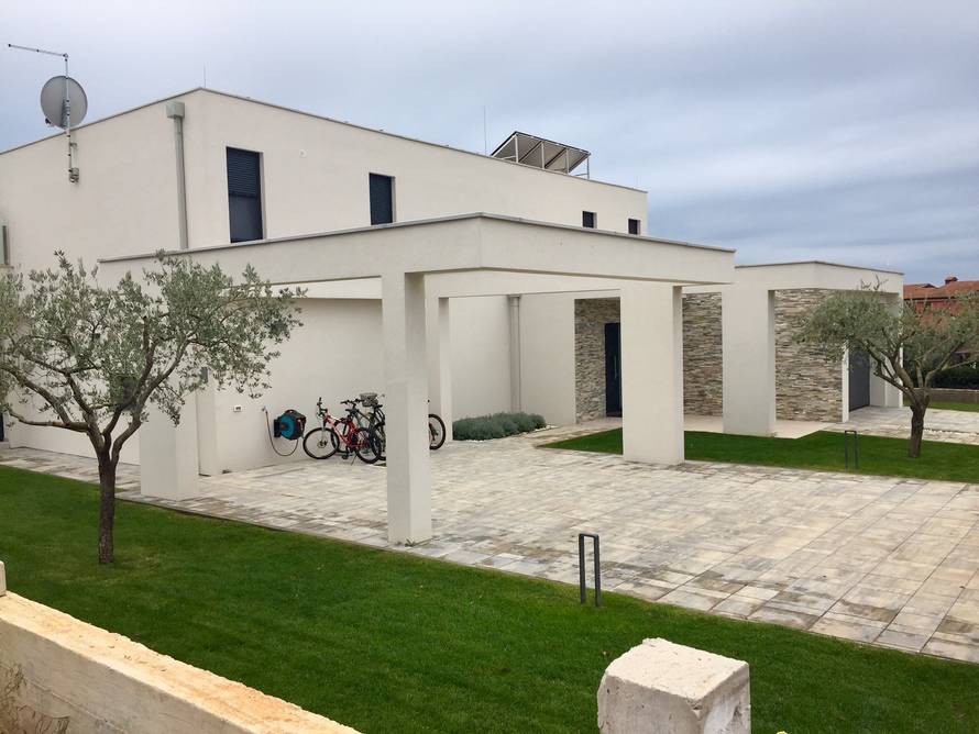 'Kralj Adventa' je sagradio vilu vrijednu 10 milijuna kn u Istri