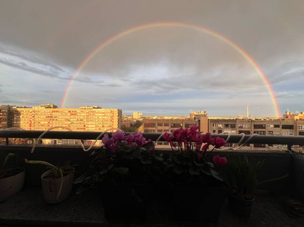FOTO Prekrasni prizori na nebu iznad Zagreba: Pogledajte fotografije dvostruke duge
