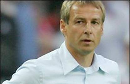 Klinsmann snimao reklamu pa ga potjerali s travnjaka