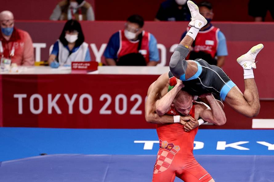 Tokio: Božo Starčević izgubio u četvrtfinalu hrvanja