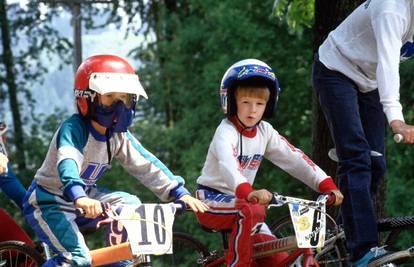 Zbog prevelikog bicikla djeca se boje učiti voziti 