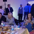 VIDEO Cvijanović tješi Dodika, društvene mreže ih sprdaju: 'Jedi, medo, ljubavi moja'