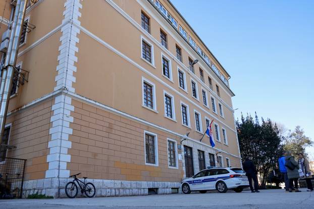 Zadar: Očevid u gimnaziji Vladimira Nazora