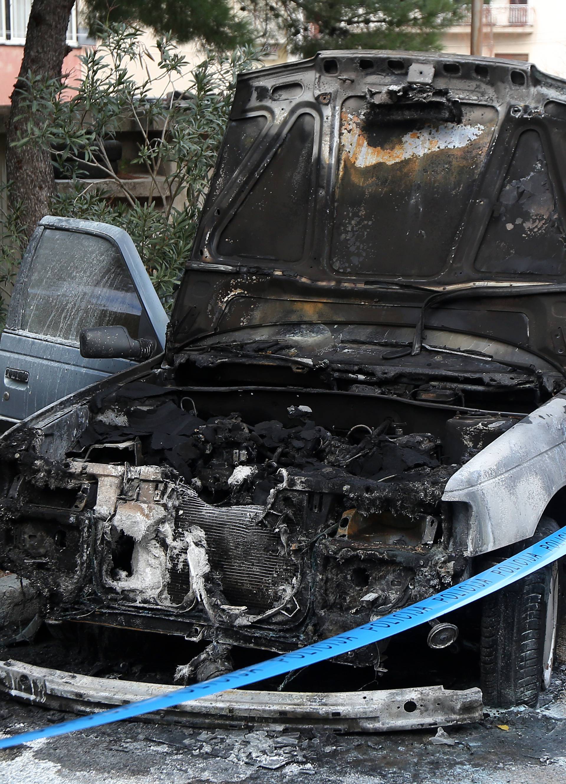 U Šibeniku izgorio auto: Očevid će pokazati što je uzrok požara