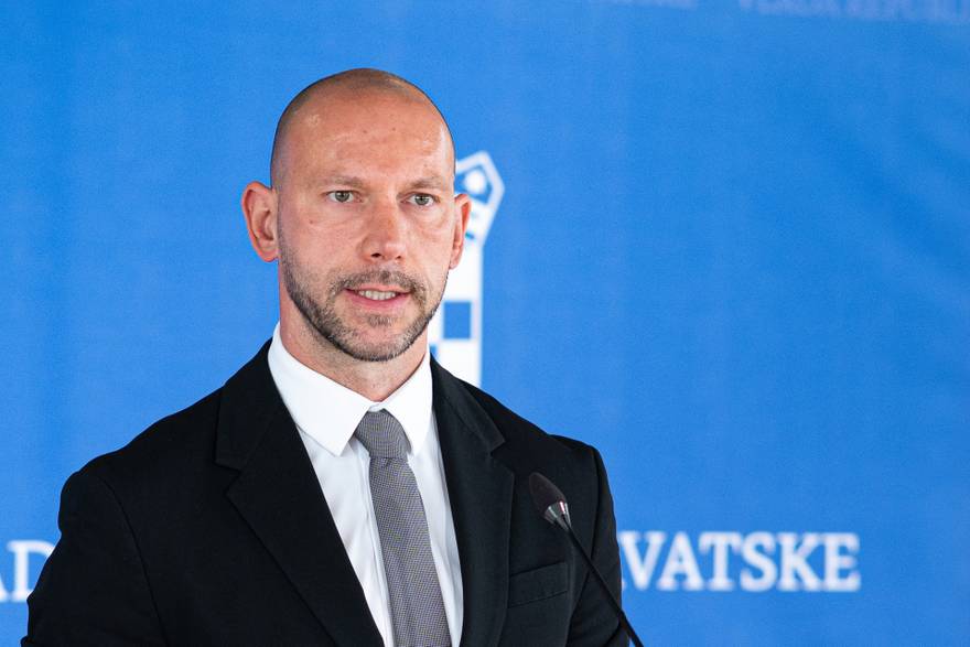 Zagreb: Ministar Habijan: Tra&zcaron;it &cacute;emo uvo&dstrok;enje do&zcaron;ivotnog zatvora