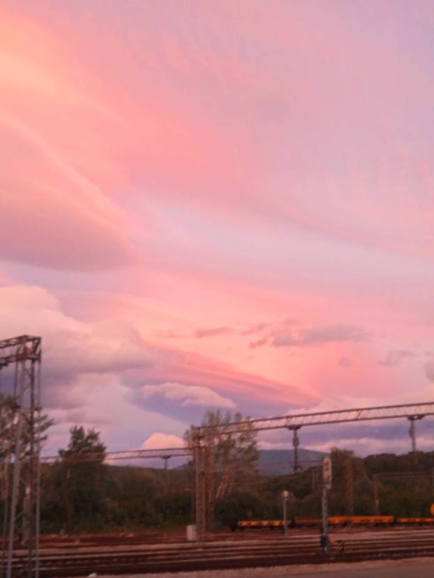 FOTO Pogledajte spektakularne oblake u Splitu! Piloti ih ne vole