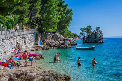 FOTO Brela: Plaža Punta Rata jedan je od simbola Hrvatske