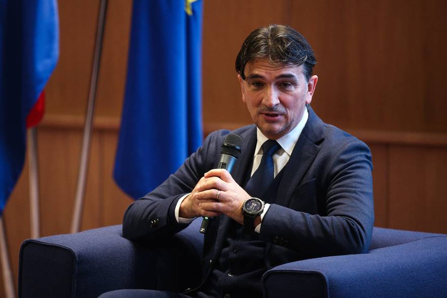 Zlatko Dalić održao je predavanje za 40 stranih diplomata u Hrvatskoj