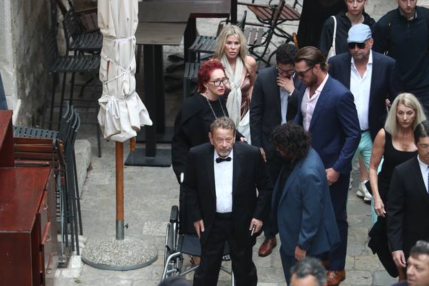 ARHIVA - 2024. Dubrovnik: Vjenčanje Nicole Artukovich i Liama Stewarta u crkvi sv.Ignacija