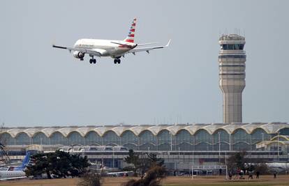 Afganistanac (13) sakrio se u stajni trap aviona i odletio za Indiju!  'Nosio samu jednu stvar'