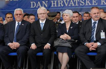 Josipović i Kosor: HRT je koncert trebao prekinuti