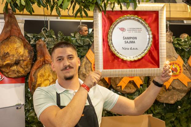 Otvoren 17. Internacionalni sajam pršuta u Tinjanu