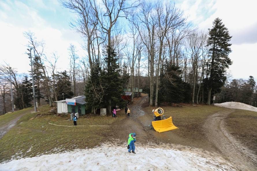 U prvim danima siječnja zagrebačko Sljeme bez hladne zime i pravog snijega