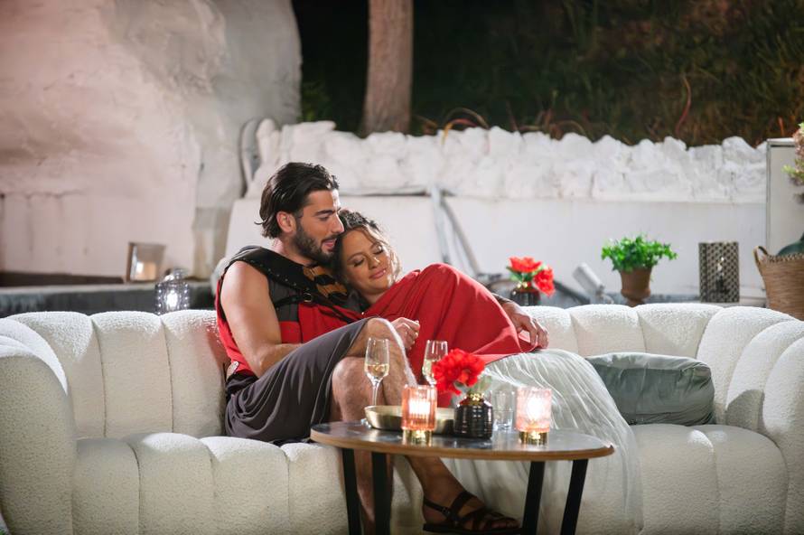 Šime uz Vanju, a Polina 'bacila oko' na Miloša! Iz vile otišla je Tamara: 'Nađi svoju ljubav...'