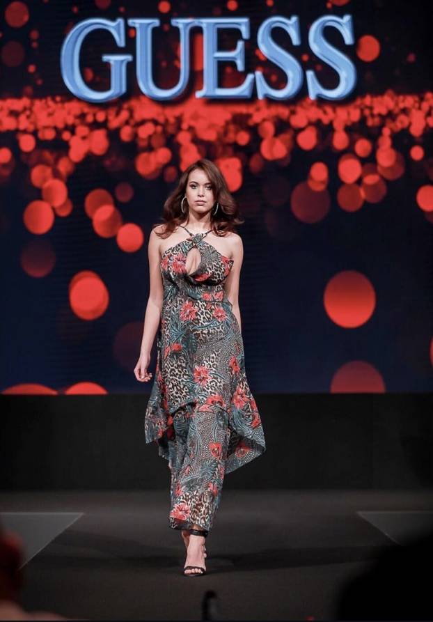 FOTO Osvajala je modne piste svijeta, a onda jedva preživjela: Evo gdje je sad Kim Kosanović