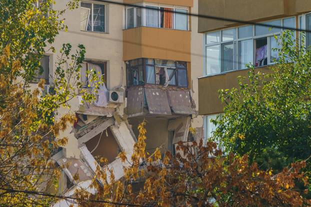 Explosion at an apartment block in Bucharest
