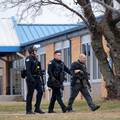 Pucnjava u školi u SAD-u. FBI i policija na terenu: 'Ima više ranjenih, napadač je mrtav...'