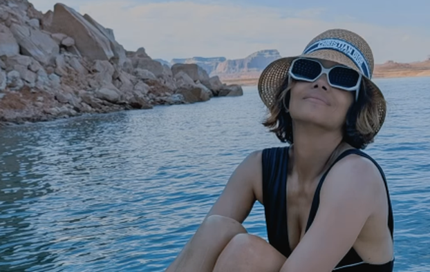 Halle Berry i dalje izgleda kao bomba s 58 godina - Evo što radi da održi svoj mladolik izgled