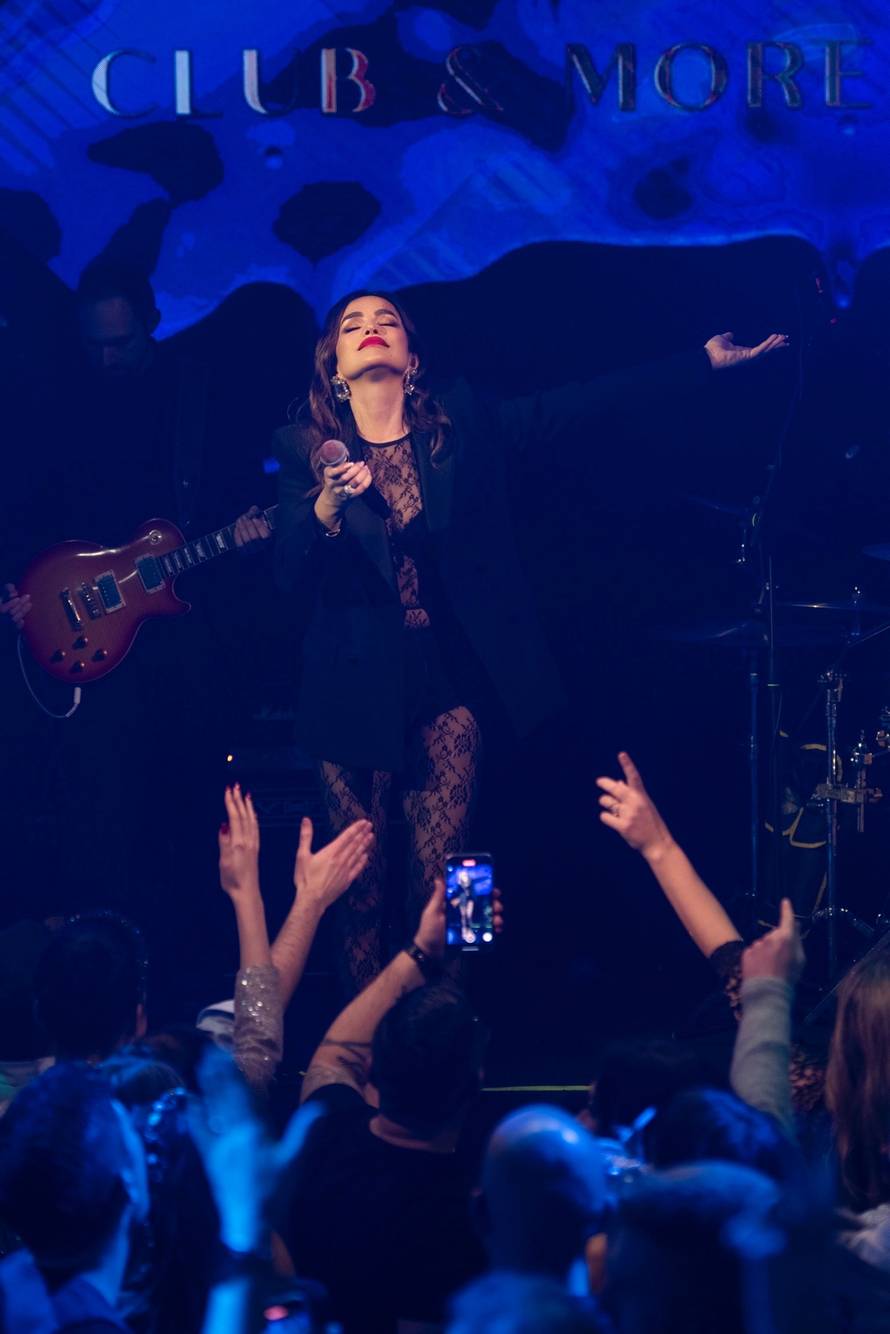 Severini na koncert stigao Luka Modrić: Pozdravila ga pa onda srdačno zagrlila u backstageu