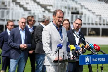 Polaganjem kamena temeljca obilje&zcaron;en po&ccaron;etak radova na rekonstrukciji nogometnog stadiona Zagreb