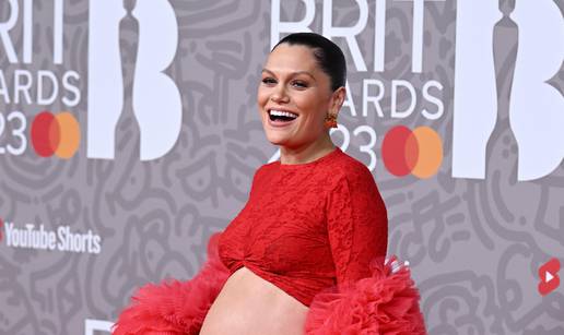 Jessie J izgubila je bebu prije godinu dana, a sad otkrila da je rodila: 'Došao mi je moj sinčić'