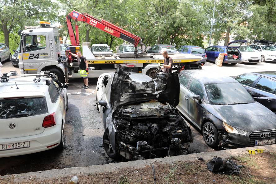 Rijeka: Vozila izgorjela u požaru