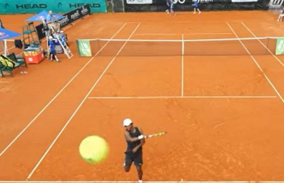 VIDEO Švedski tenisač poludio i razbio kameru: Nisu ga kaznili