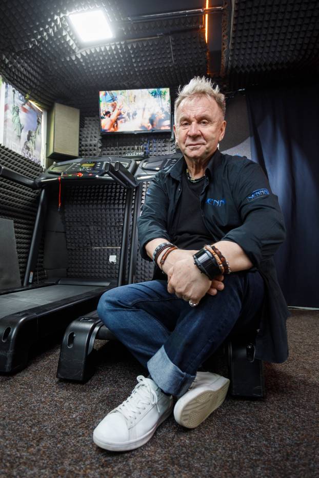 Zagreb: Senna M u svom studiju 