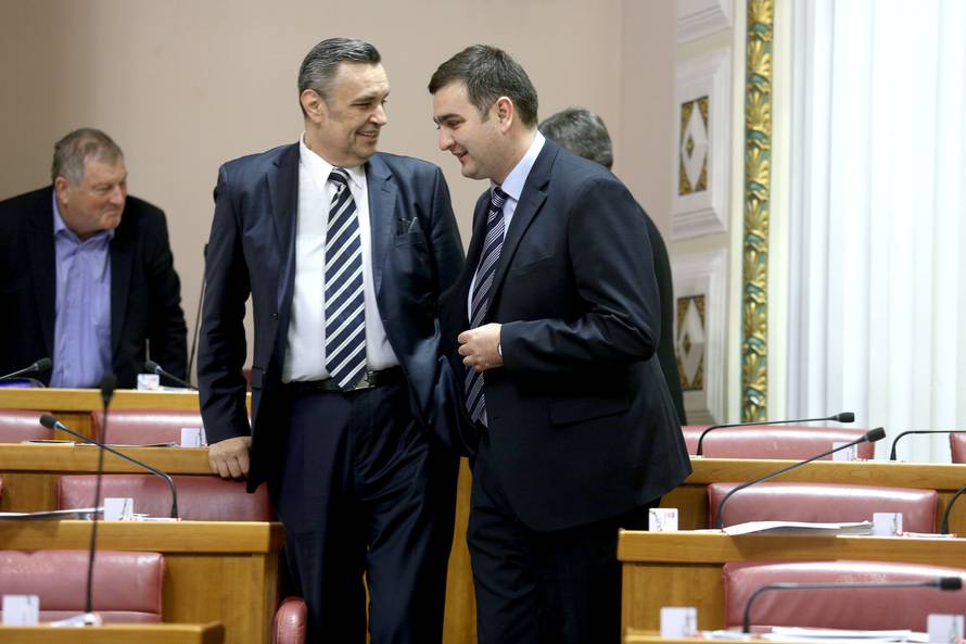 Čačić poručio Hrelji: Naravno, svatko se češe gdje ga svrbi