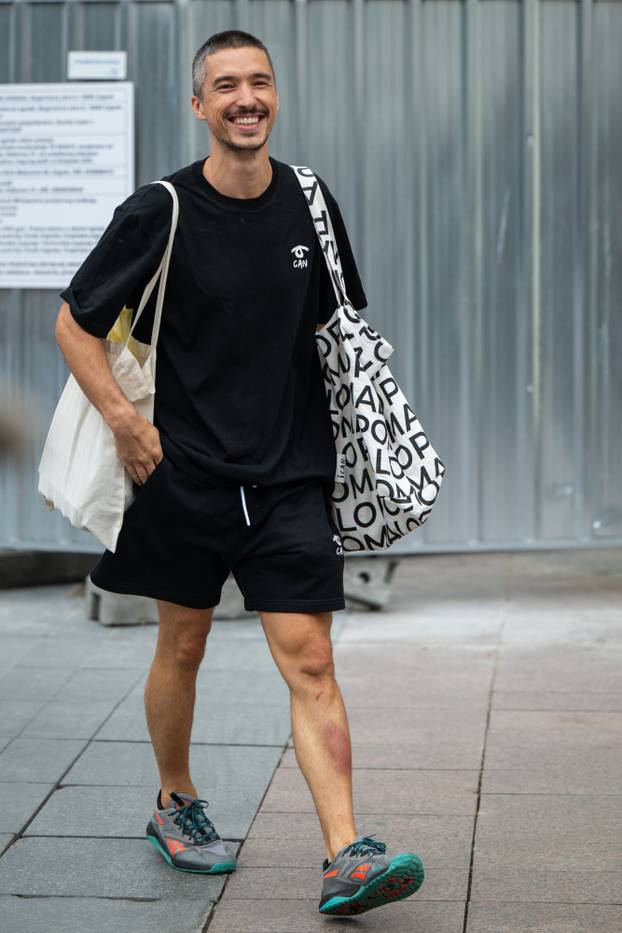 Zagreb: Nasmijani Marko Petrić prošetao po gradu 