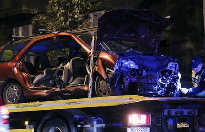 Zagreb: Dvoje ljudi ozlijeđeno je u sudaru tri automobila