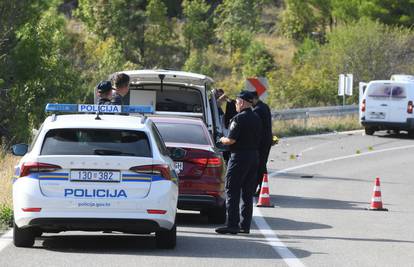 Teška prometna nesreća kod Bilica: U sudaru automobila i motocikla poginuo je čovjek