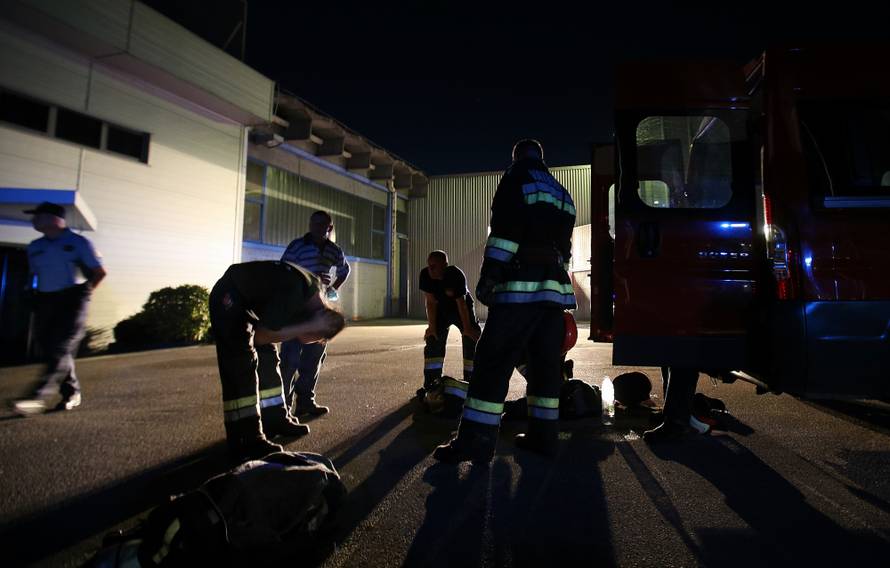Buknuo je požar u zabočkoj tvornici tekstila Regeneracija