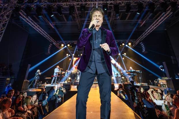 Zdravko Čolić održao koncert u Osijeku