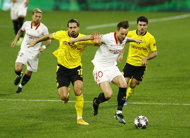 Champions League - Round of 16 First Leg - Sevilla v Borussia Dortmund