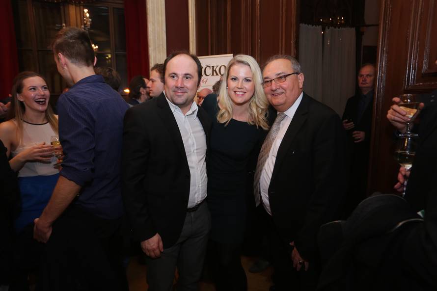 Nives ostvarila san: Zablistala je na daskama osječkog HNK