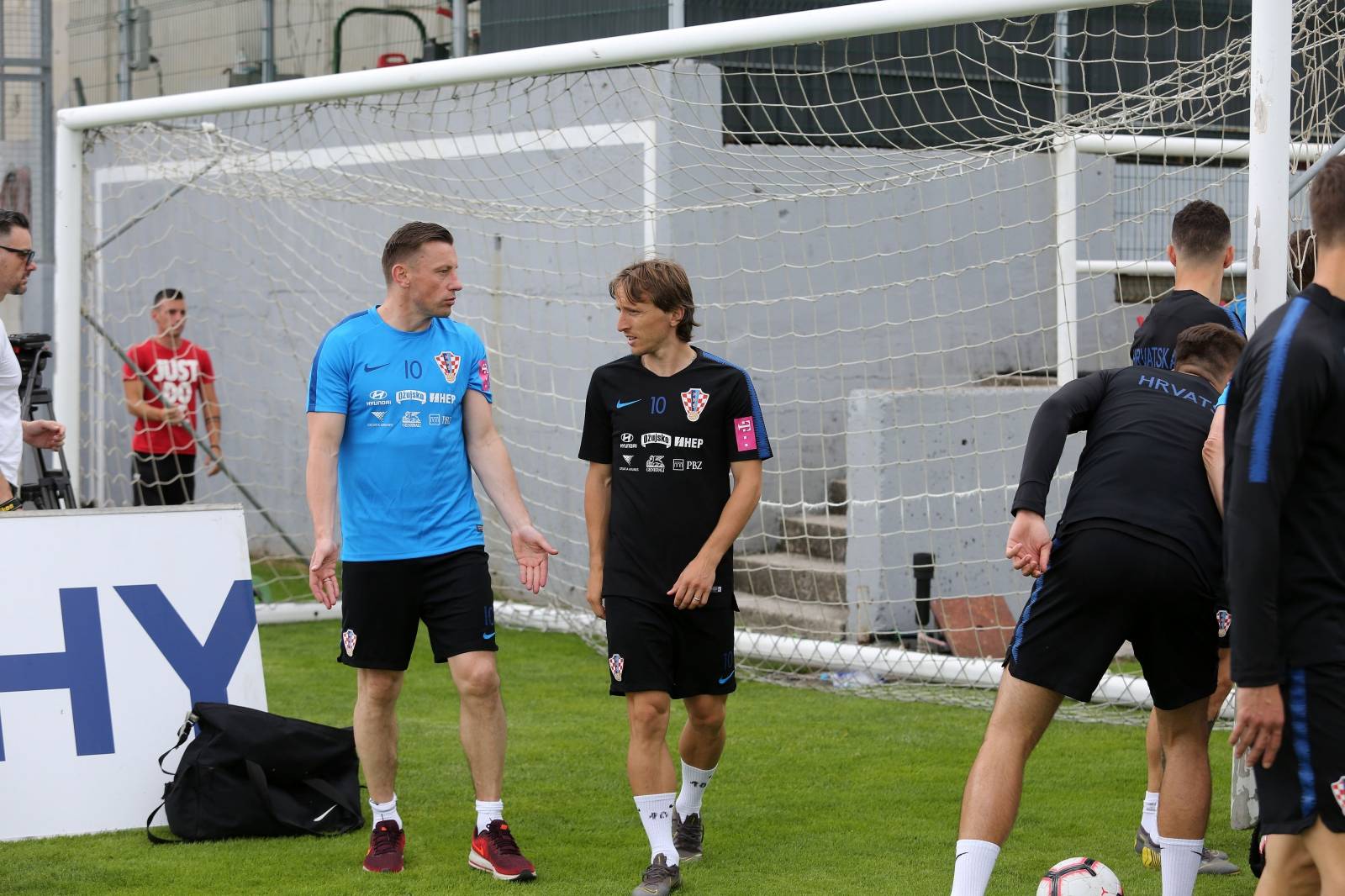 Rijeka: Hrvatska nogometna reprezentacija trenira na pomoÄnom stadionu Rujevica