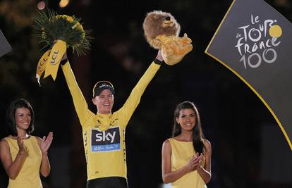 Froome osvojio 100. Tour, pio je šampanjac u zadnjoj etapi
