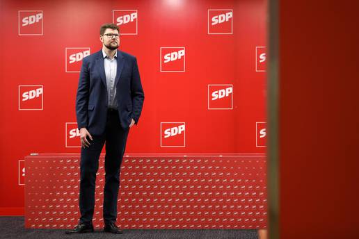 Bjelovarsko-bilogorski SDP napustilo 300-tinjak članova