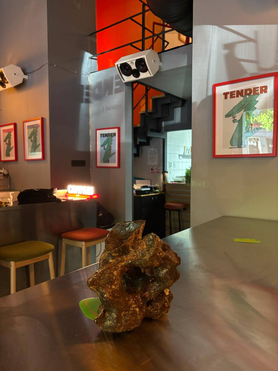 Posjetili smo novo IT koktel mjesto u Zagrebu! Tu radi TV zvijezda. Nudi se i 'pornstar'...