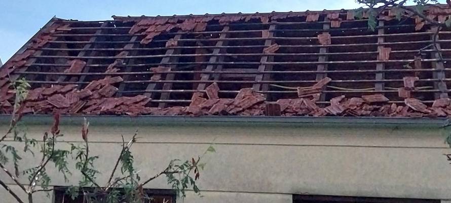 VIDEO Ovo su Bošnjaci nakon nevremena. Čovjek u suzama: 'Kataklizma, nema čitave kuće'