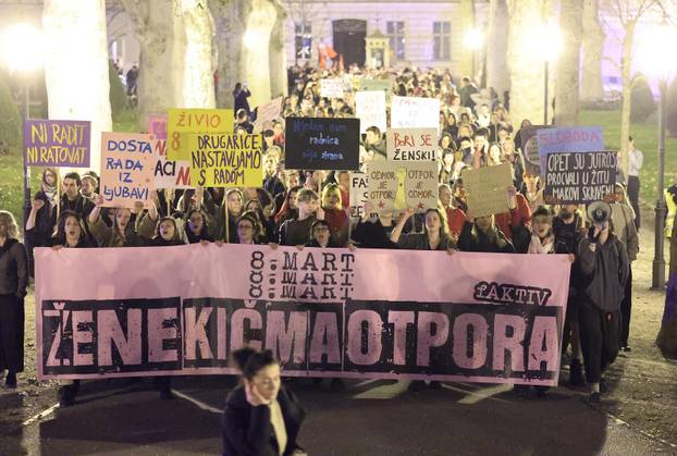 Zagreb: Održan jubilarni 10. Noćni marš za prava žena "Žene – kičma otpora"