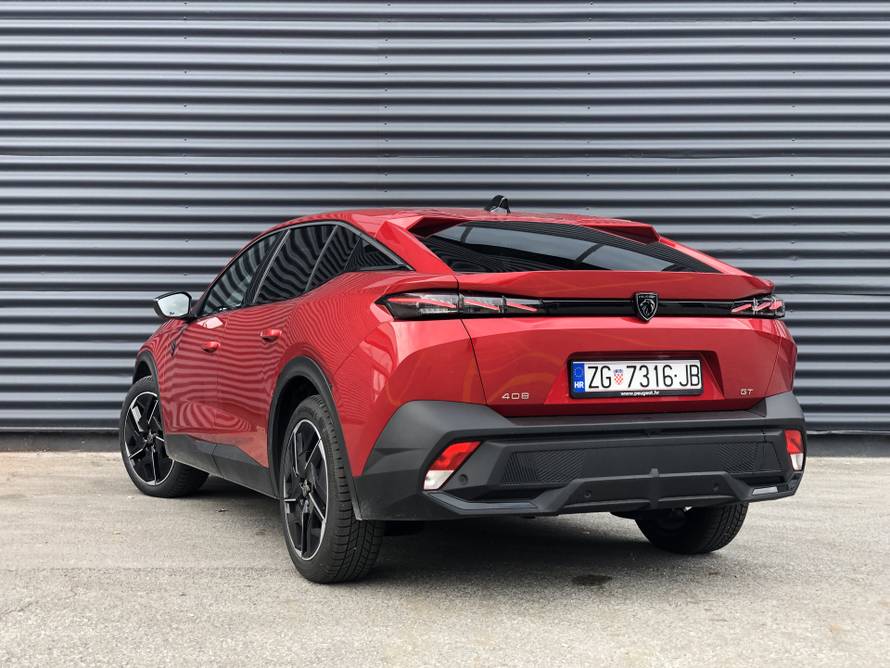 Peugeot 408: Ultimativni crossover svih stilova koji se jako svidio ljubiteljima auta