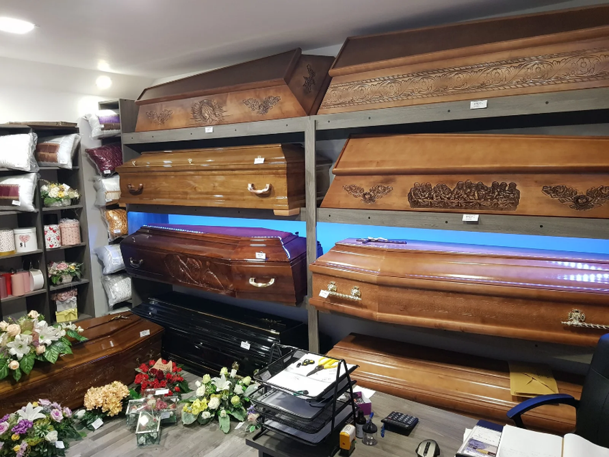 Prijevoz pokojnika bez stresa: kako organizirati povratak voljene osobe doma