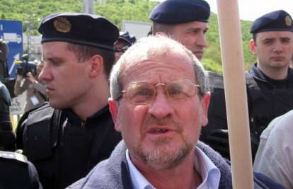 Joško Joras počeo štrajk glađu zbog prilaznog puta