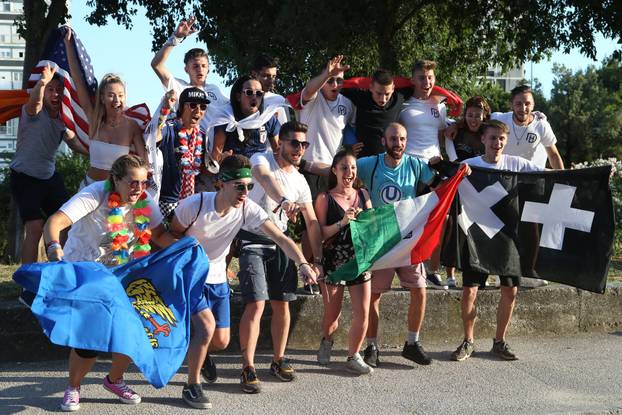 Split: Partijaneri preplavili Park mladeži zanimljivim kombinacijama na festivalu Ultra Europe
