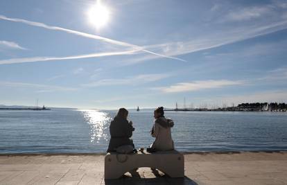 U većini Hrvatske oblačno, u Dalmaciji i Istri i dalje sja Sunce