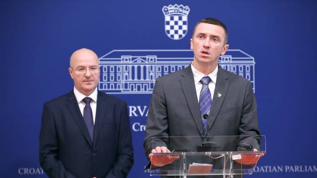 Zagreb: Ivan Penava i Mario Radić o Pride Ridu i drugim temama